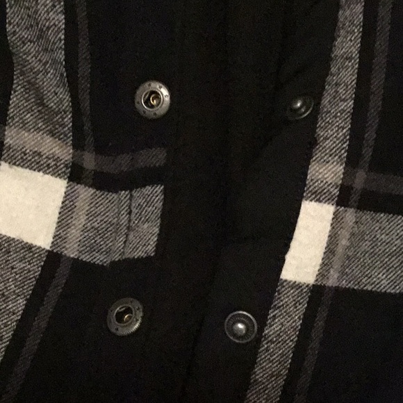 Aesthetic plaid button up sweater - Picture 3 of 5